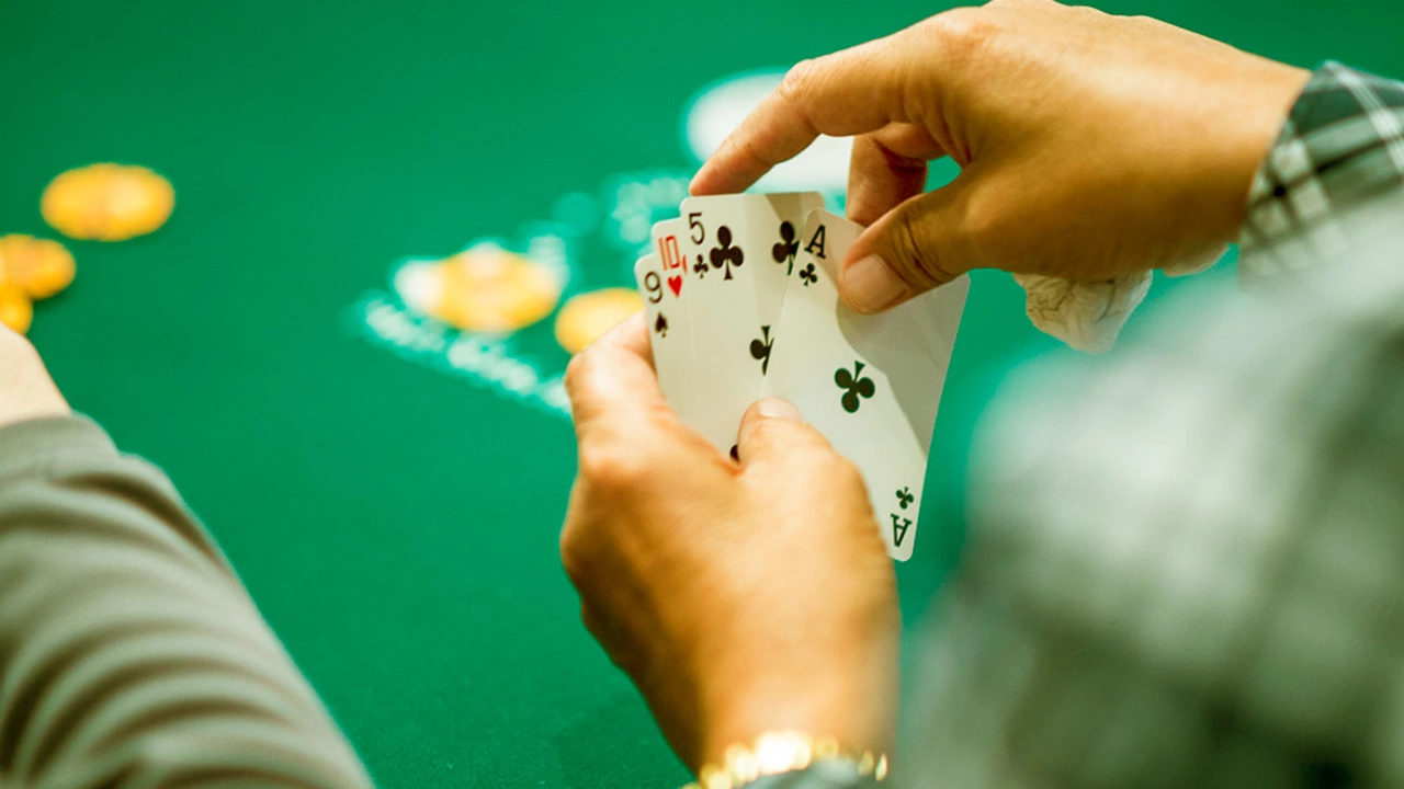 What are some poker hacks for beginners?